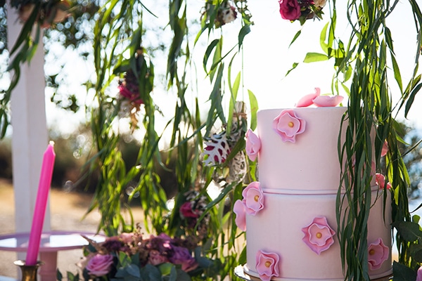 fairytale-baptism-decoration-ideas-girl-flowers_02x