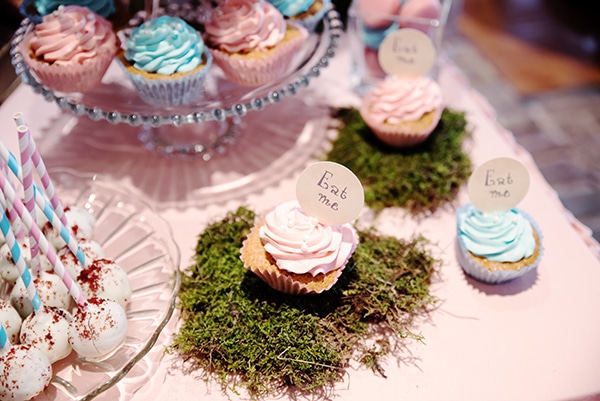 fairytale-girl-baptism-ideas-alice-wonderland_10x