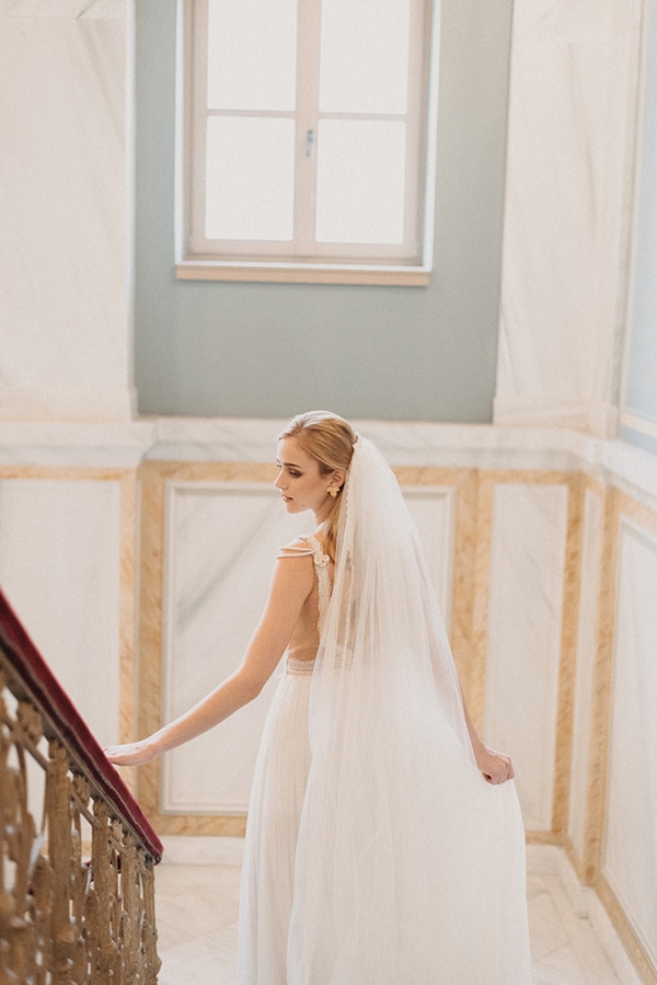 stunning-bridal-collection-atelier-zolotas-hellenic-vintage-collection_02
