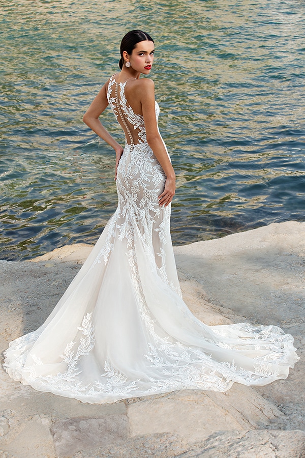 wonderful-wedding-gowns-unforgettable-look_13