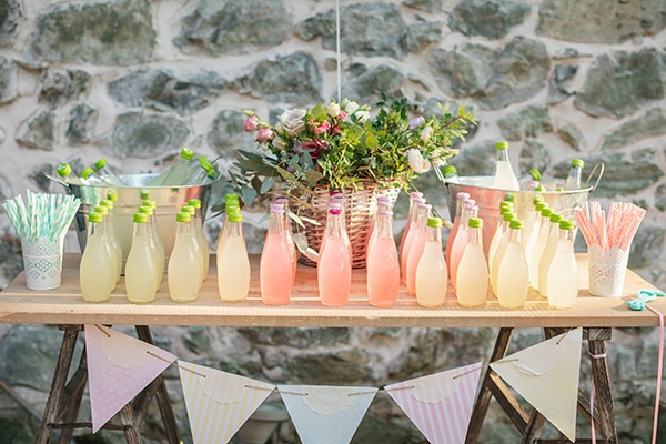 romantic-chic-baptism-giraffe-theme_23