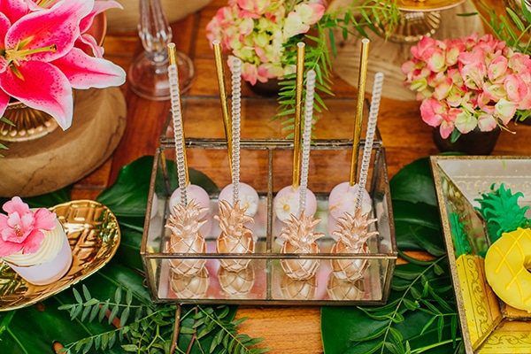 dreamy-girly-baptism-vivid-colors-tropical-details_13