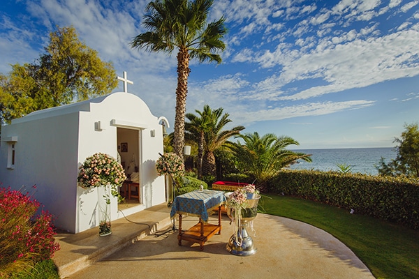 beautiful-girly-baptism-beige-pink-hues_08