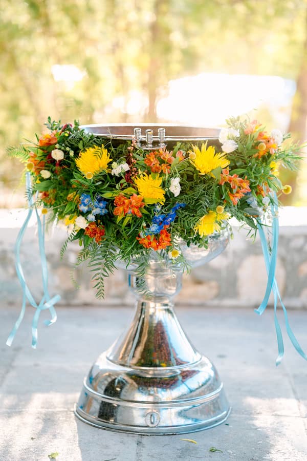 Colorful Decoration With Impressive Flowers