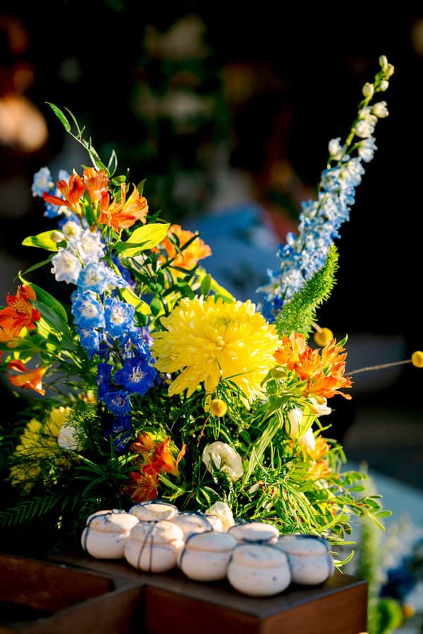 Colorful Decoration With Impressive Flowers