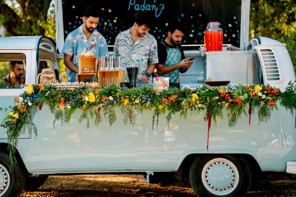 Colorful Decoration With Impressive Flowers