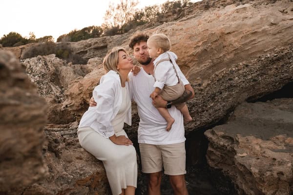 Sweet Beautiful Family Photoshoot Sea Larnaka
