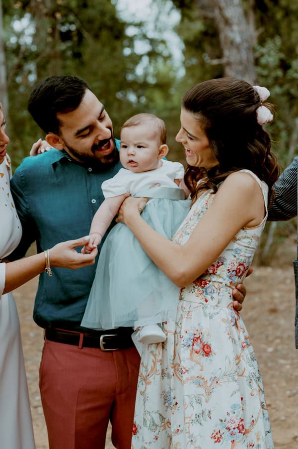 Bold And Contrasting Colors In Unique Baptism Decoration