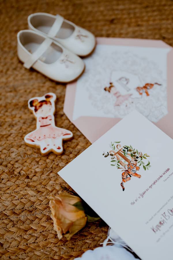 Bold And Contrasting Colors In Unique Baptism Decoration