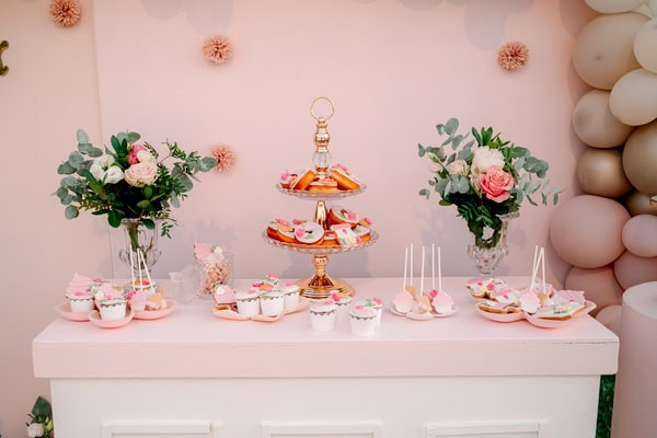 Proposals For An Ultra Girly Baptism With The Most Delicious Sweets