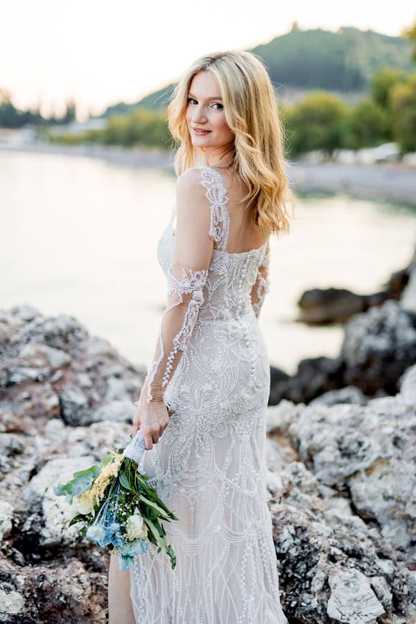 Summer Wedding With Romantic Vibes In Patra
