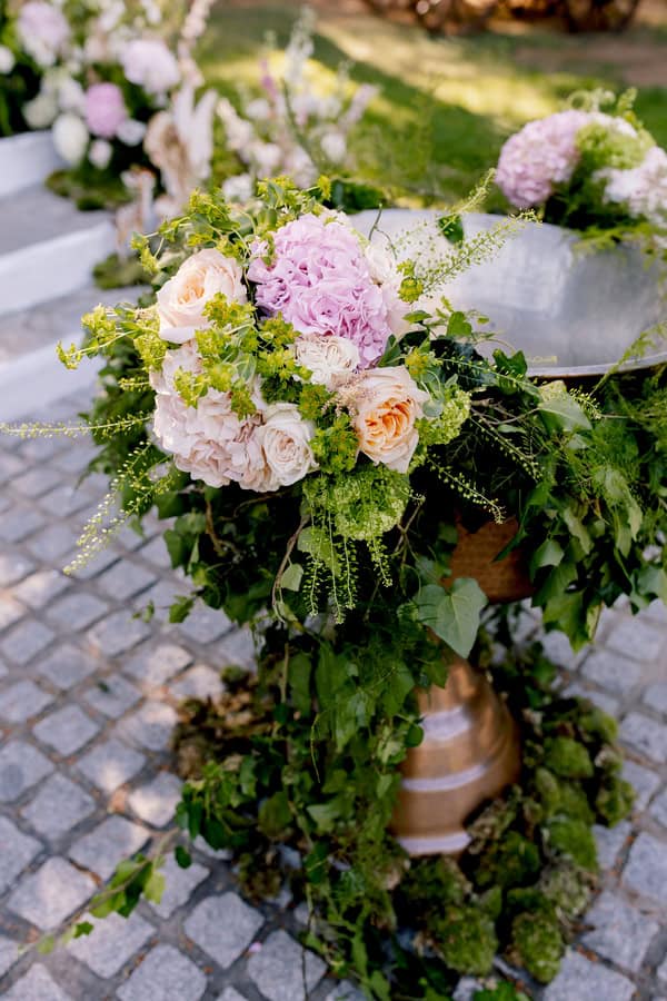 Lovely Decoration Ideas Girl Baptism Enchanted Forest Theme