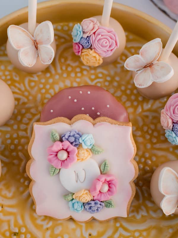 Ideas For Girly Baptism With Pastel Colors And Flowers