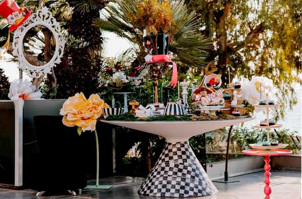 Birthday Party Inspired By Alice In Wonderland
