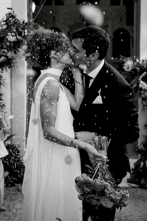 Romantic Wedding With Bright Colors And Wildflowers