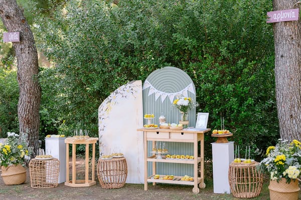 Ideas Decorative Girl Baptism Yellow Shades Laforet