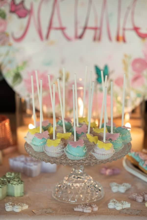 Rustic Floral Baptism Decoration Ideas