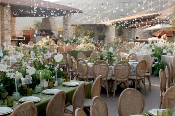 Μια ονειρική garden style βάπτιση αγοριού με elegant λεπτομέρειες