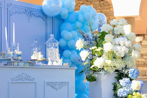 Ιδέες για βάπτιση αγοριού με teddy bear θέμα και υπέροχες σιέλ λεπτομέρειες