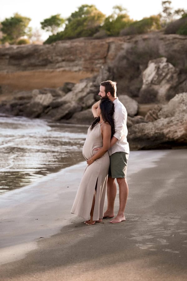 Beautiful Seaside Maternity Session